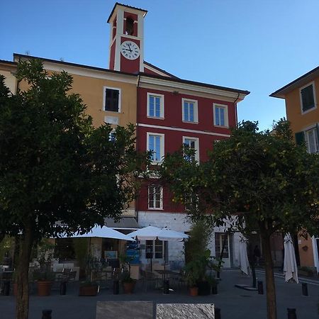 Ostello Palazzo Nizza Massa  Exterior foto