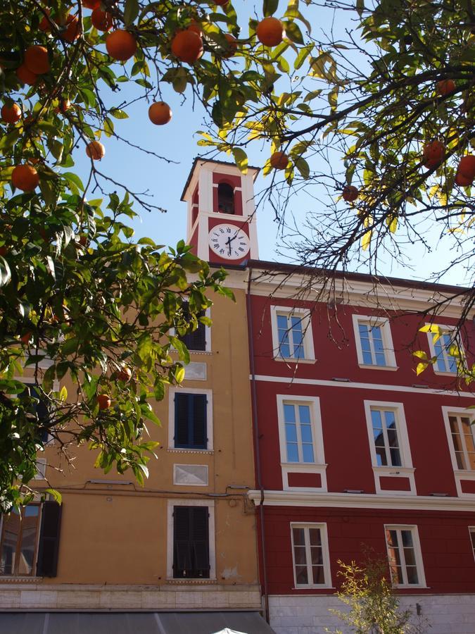 Ostello Palazzo Nizza Massa  Exterior foto