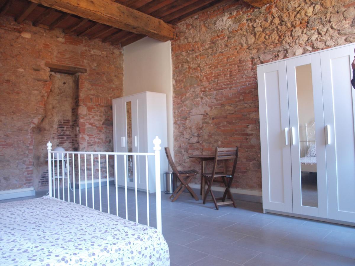 Ostello Palazzo Nizza Massa  Exterior foto